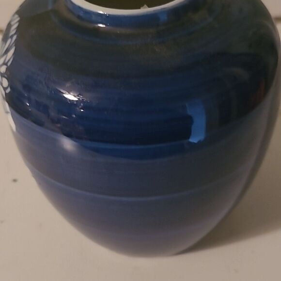 Takahashi Vase - Picture 3 of 9